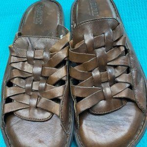 Born Slide Sandals  SZ 11 (45)